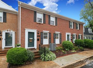 8306 Knights Bridge Rd, Charlotte, NC 28210