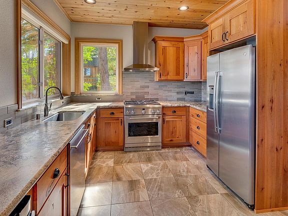 5th image of 1010 Big Pine Dr
