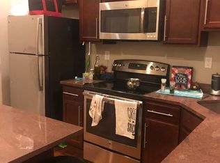 18 Hull St APT 1F, Boston, MA 02113