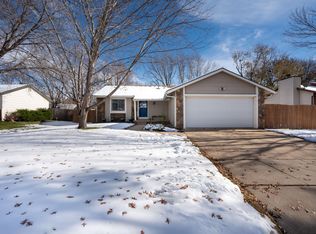 214 N Summitlawn St, Wichita, KS 67212