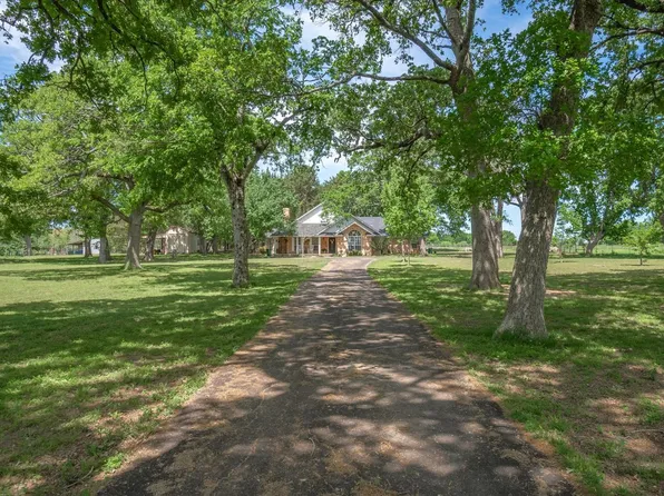 130 Vz County Road 3509, Wills Pt, TX 75117