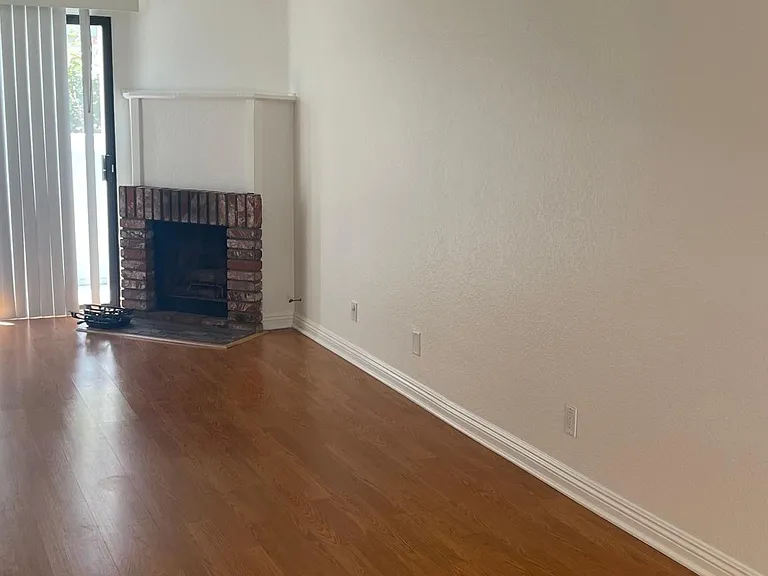 622 N Wilson Ave — Photo 15