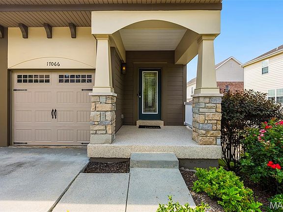 2nd image of 17066 Cambury Ln