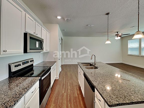 3rd image of 8517 Highfield Ave