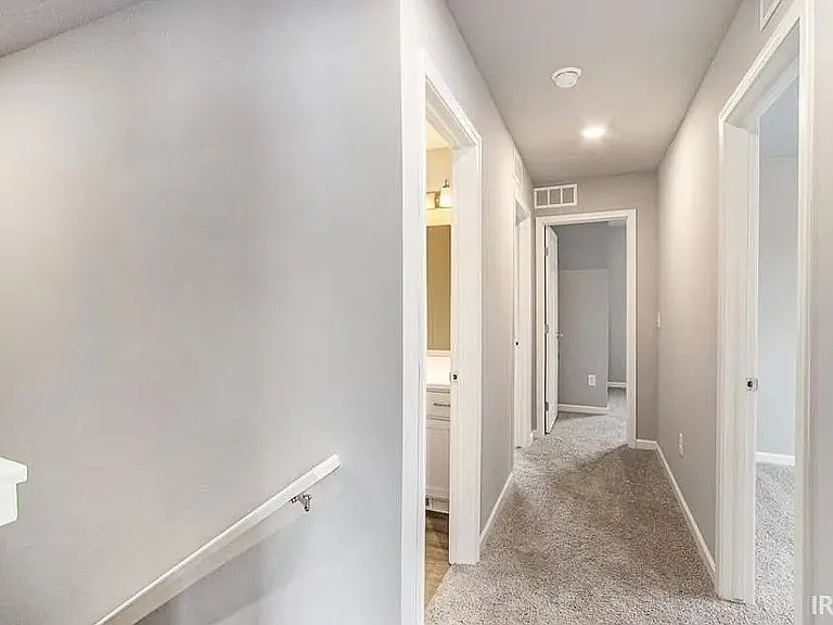 3228 Falling Oak Dr — Photo 21