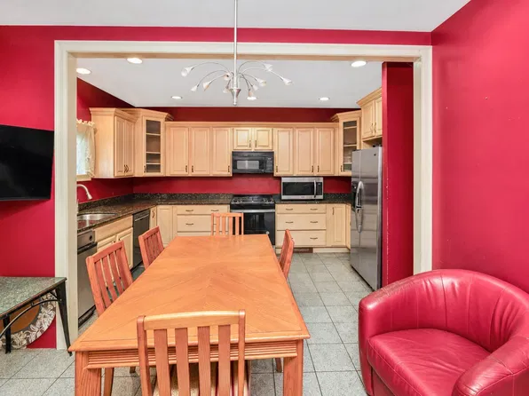 9-11 Newhall Pl, Dorchester, MA 02122