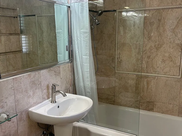 114 W Calle Crespis #5 — Photo 12