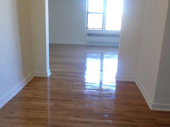 4th image of 3515 Leverich St APT 207