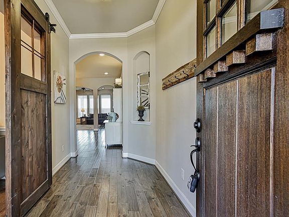 3rd image of 2322 Falcon Brook Dr