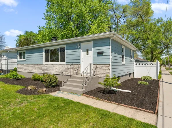 703 N Ernest St, Griffith, IN 46319