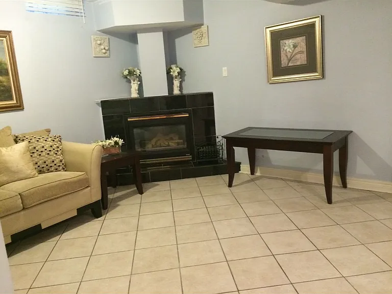 68 Cresswell Ave #BASEMENT — Photo 6