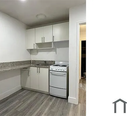14280 NE 6th Ave #6 — Photo 4