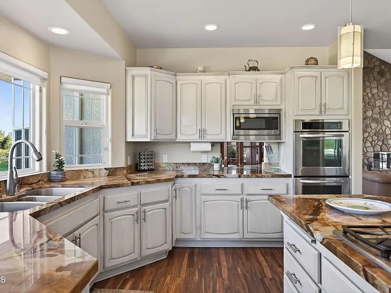 10995 Alto Ct — Photo 15