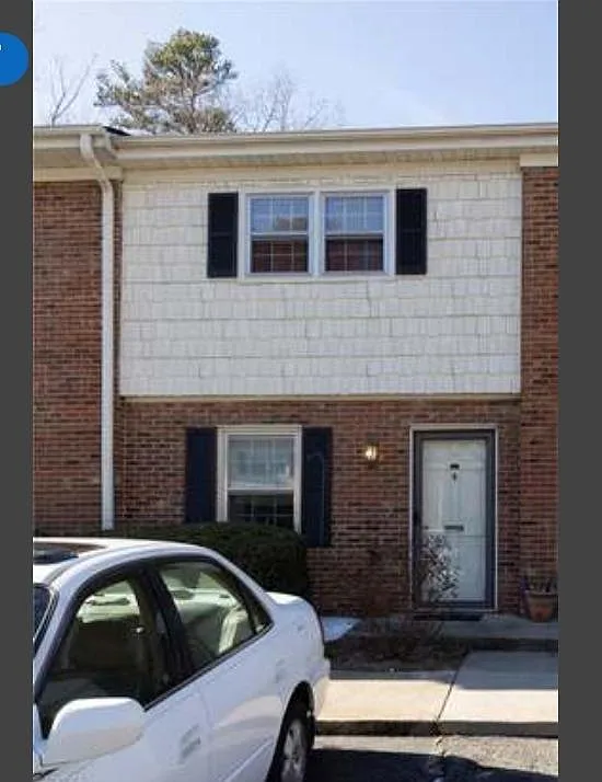 222 Northpoint Ave — Photo 4