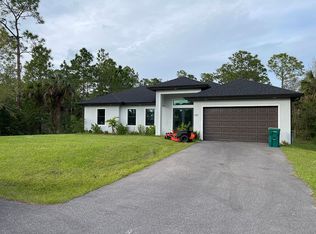 2885 10th Ave NE, Naples, FL 34120