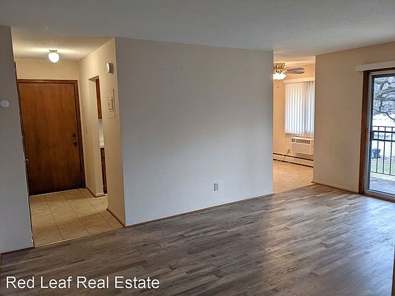 5th image of 415 74th Ave NE APT 201