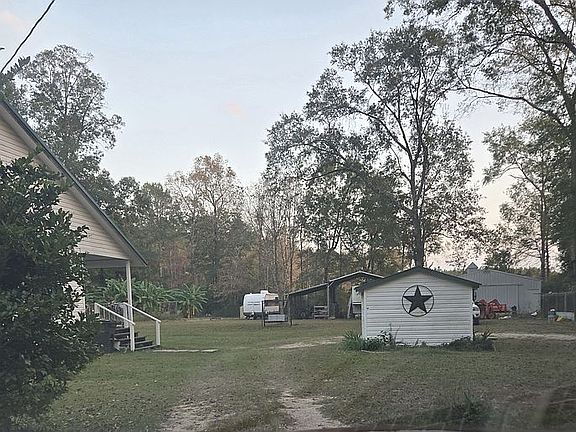 3rd image of 389 Vanderbilt