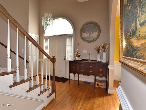 4th image of 1800 Bobwhite Lane