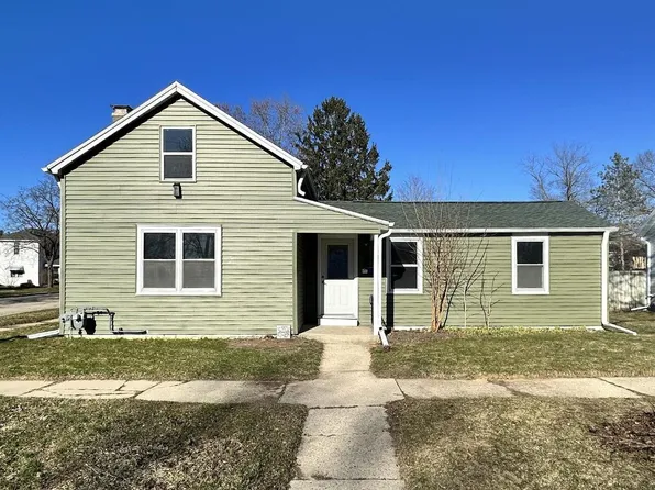 519 Jefferson St, Portage, WI 53901