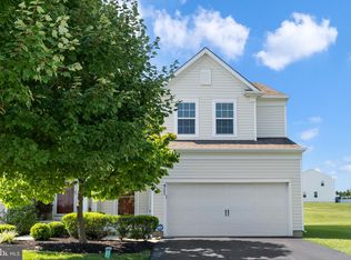 246 Sills Ln, Downingtown, PA 19335