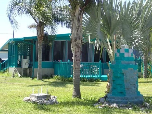 11561 W Clearwater Ct, Homosassa, FL 34448