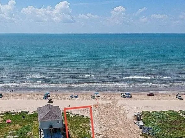 1871 Atlantis Ln, Crystal Beach, TX 77650