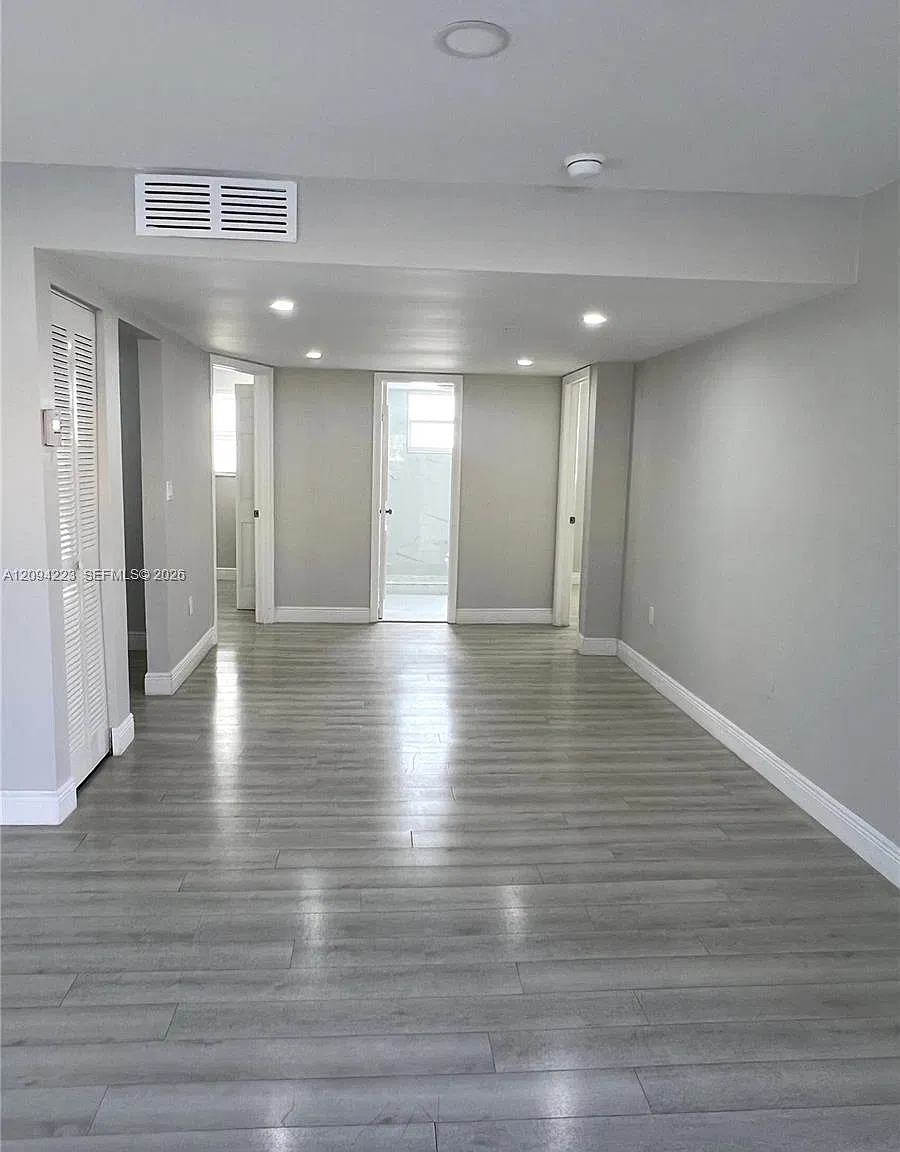 Penn Star Condo — Photo 3