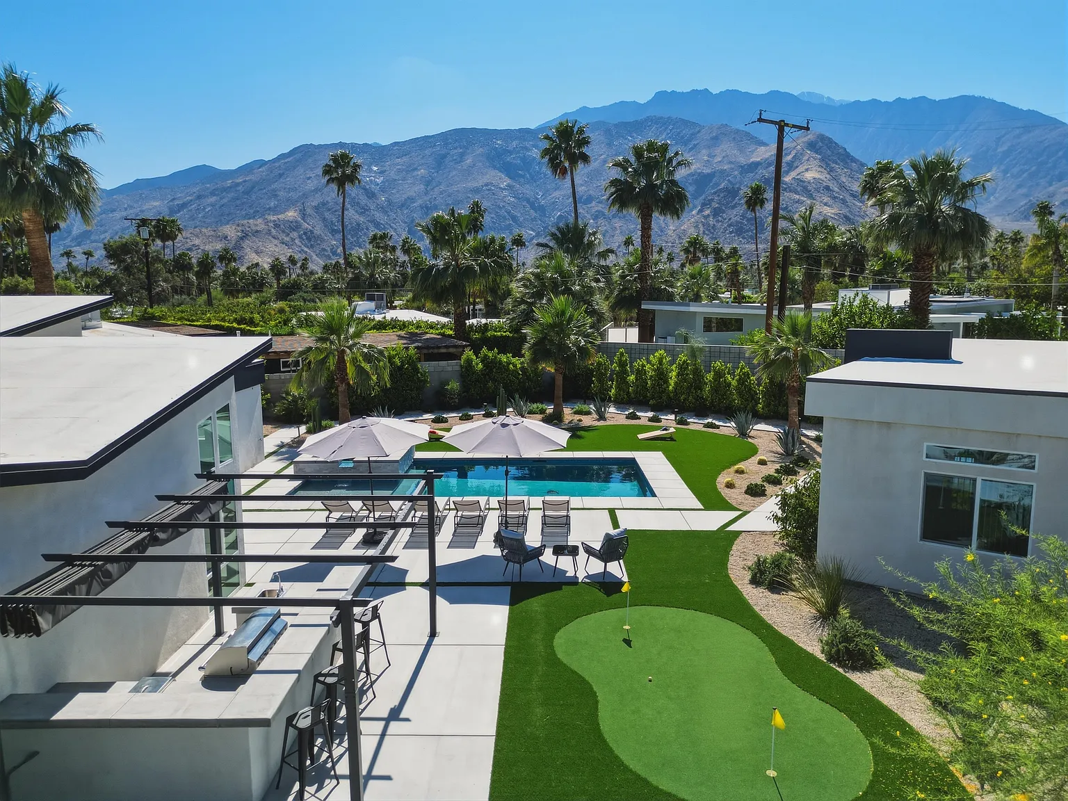 6 bed, 5.5 bath, 2600 sqft, $7,000 — Photo 3