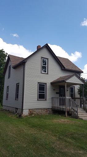 1st image of 207 N Johnston Ave