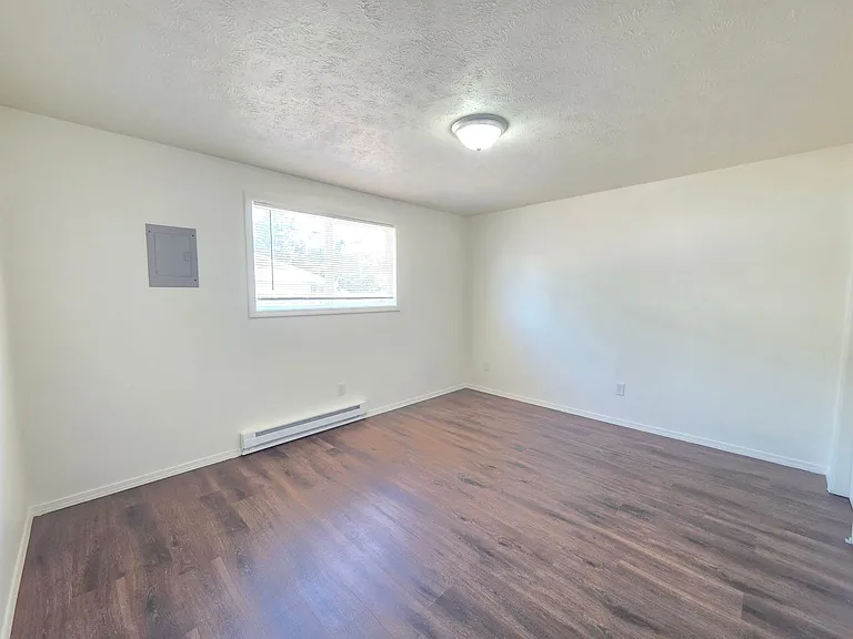 39 E Westview Ave — Photo 9