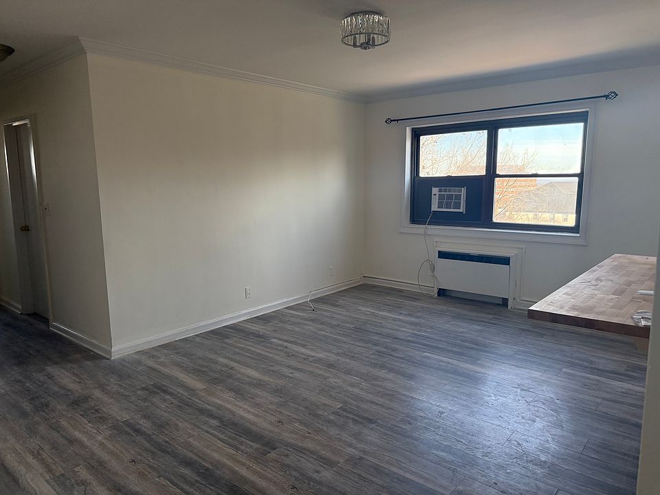 1st image of 500 Linwood Dr APT 5g