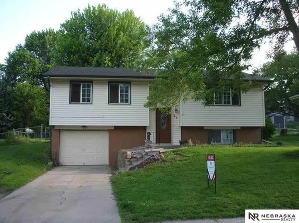 24 Cypress St, Yutan, NE 68073