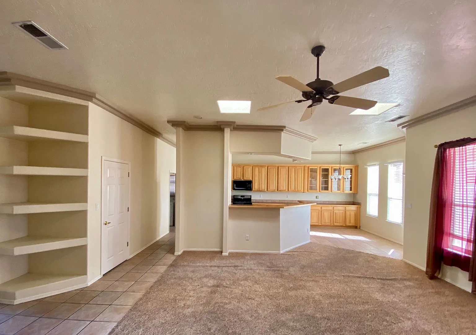 4594 Rock Canyon Beautiful 3BR/2BA Home in Prime Las Cruces Location! — Photo 4