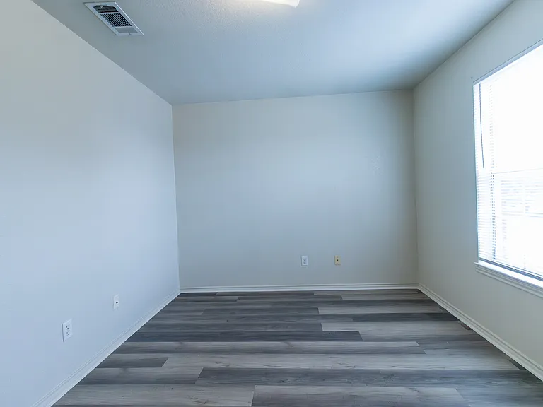 3409D Toledo Dr — Photo 15