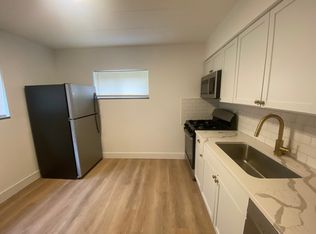 7203 Sarah St APT 4, Saint Louis, MO 63143