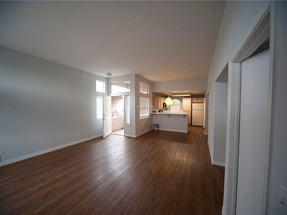 3rd image of 3125 N Buffalo Dr Unit 2112