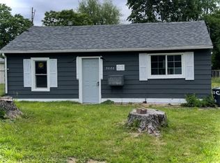 3088 E Wallace St, Decatur, IL 62526