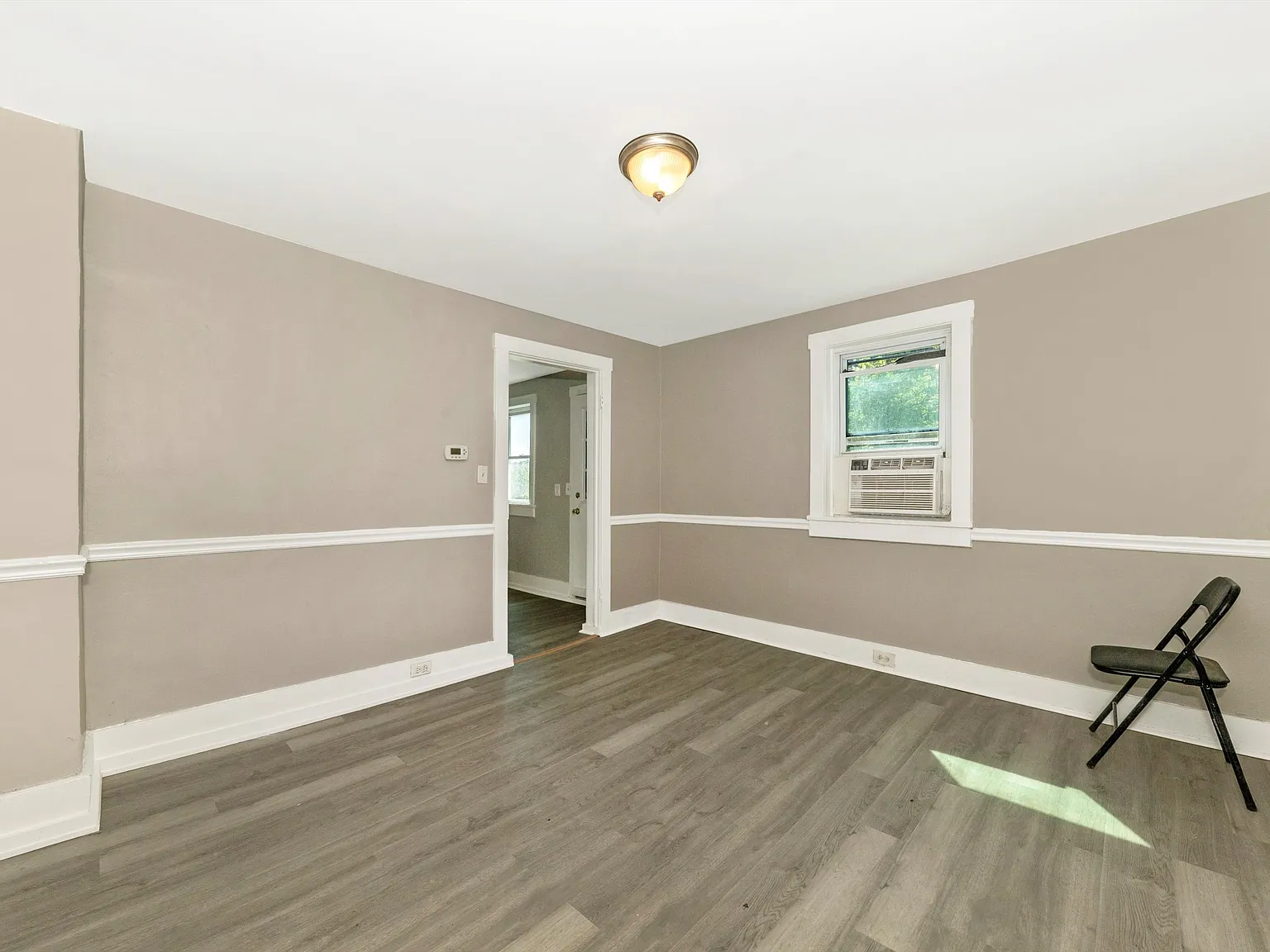 1 bed, 750 sqft, $1,500 — Photo 3