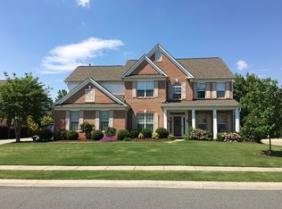10219 Chilvary Dr, Charlotte, NC 28277