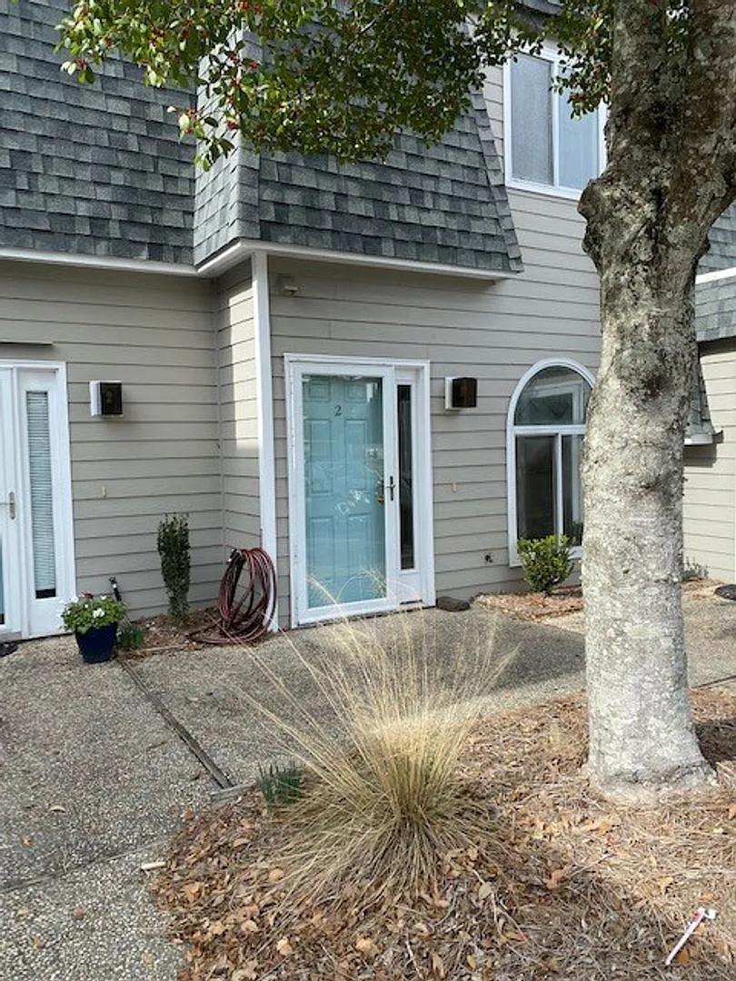 Close to Wrightsville Beach - Hanover Place — Photo 1