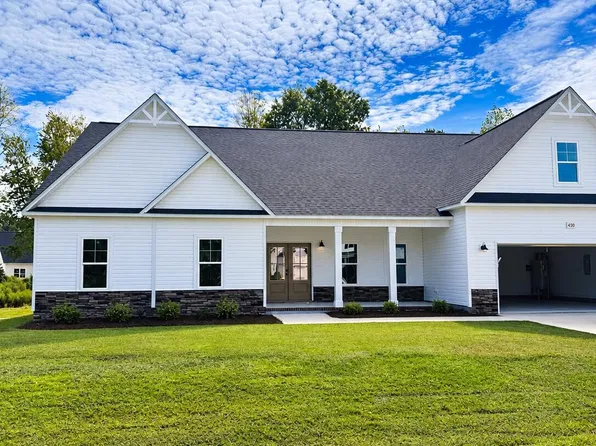 430 Royal Shore Lane, Holly Ridge, NC 28445