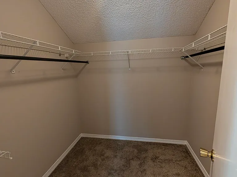 8175 Dunbarton Ct — Photo 5