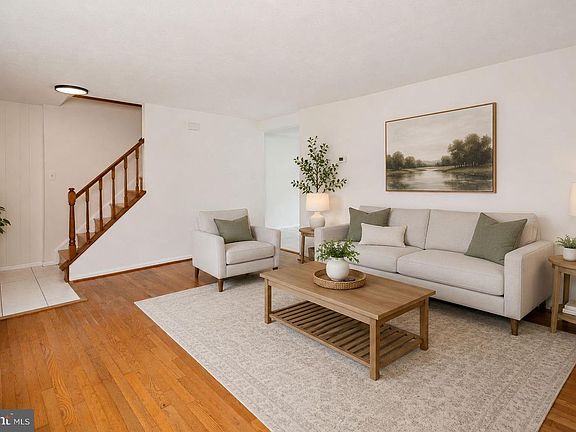 2nd image of 10805 Sir Barton Cir