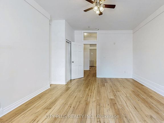 4th image of 107 Spadina Rd #105