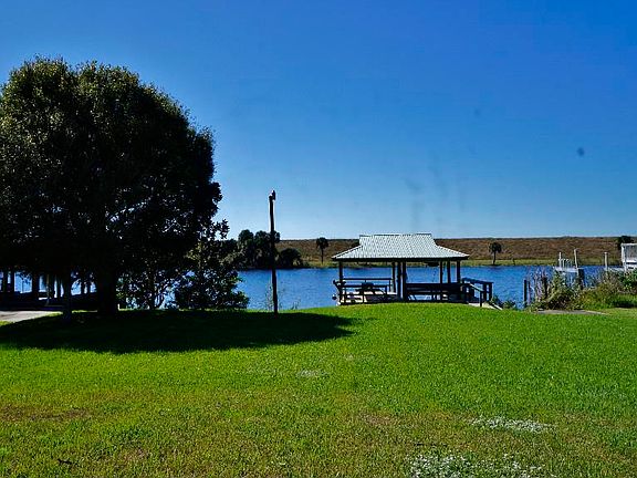 3rd image of 10126 Highway 441 SE