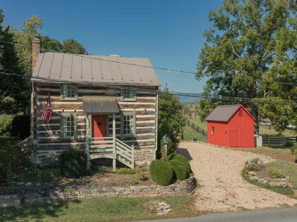 2763 Brownsburg Tpke, Brownsburg, VA 24415