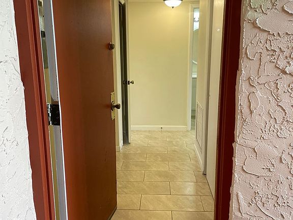 2nd image of 182 San Juan Cir