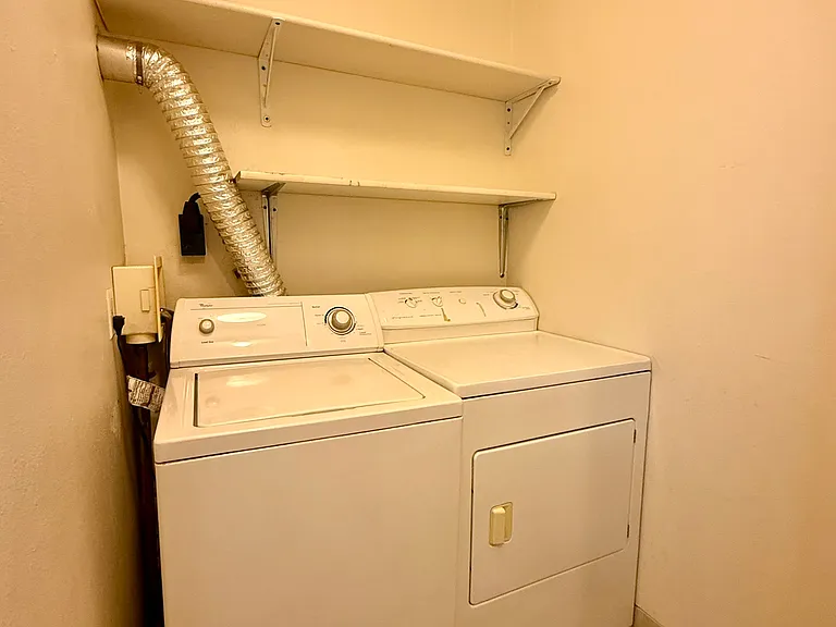 610 Cowan St #1/2 — Photo 18