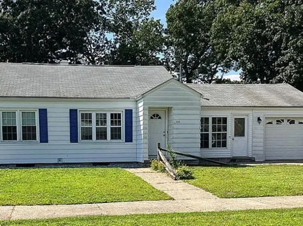 212 Bowles Park, Springfield, MA 01104