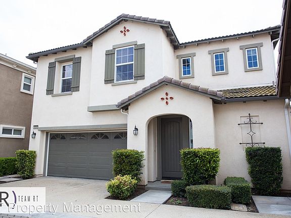4th image of 16090 Begonia Ave